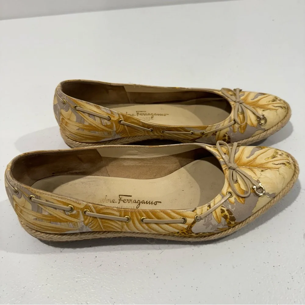 Salvatore Ferragamo Yellow Patterned Ballet Flats/Espadrilles